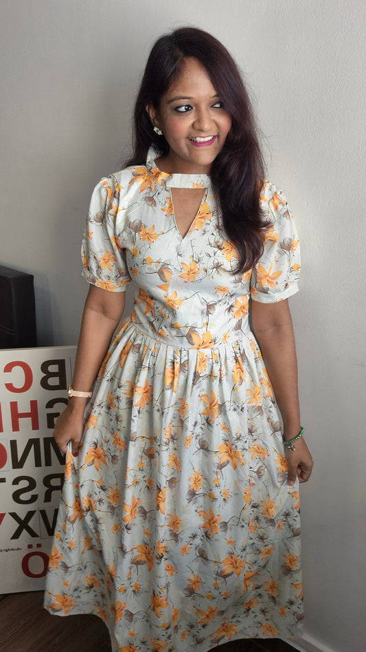 Amber Bloom – Floral Maxi Dress